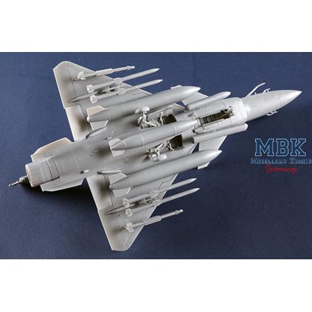 PAF J-10CE Multi-Role Fighter & IAF Rafale 2 in 1