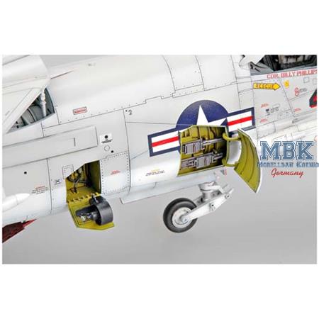 Vought F-8E Crusader Vought F-8E Crusader