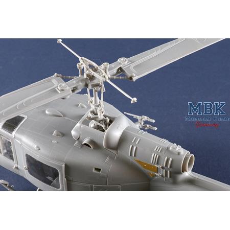 UH-1B Huey - Gunship (1:35)