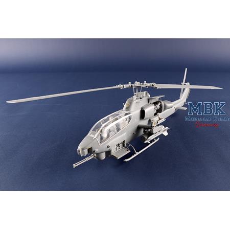 AH-1W Super Cobra (Turned Exhaust) (1:35)