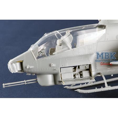 AH-1W Super Cobra (Turned Exhaust) (1:35)