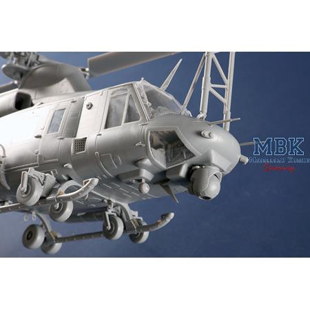 Bell UH-1Y Venom (1:35)