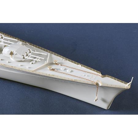 German Gneisenau Battleship (1:350)