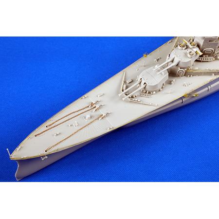 HMS Renown Battle-cruiser 1942