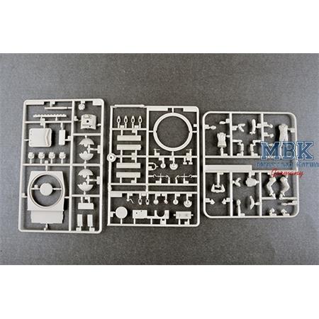 KV-1 1942 Simplified Turret Tank w/ Tank Crew