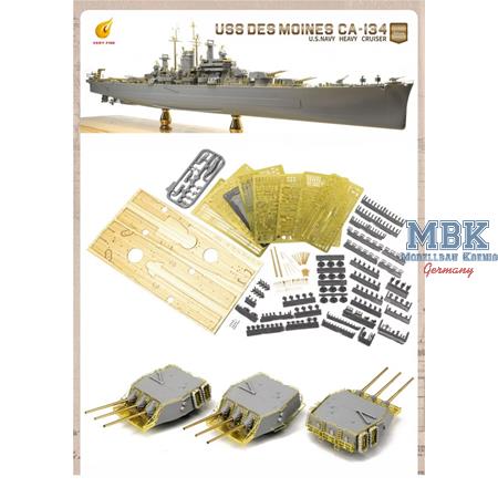 U.S. Navy Heavy Cruiser CA-134 USS DES MOINES-Delx