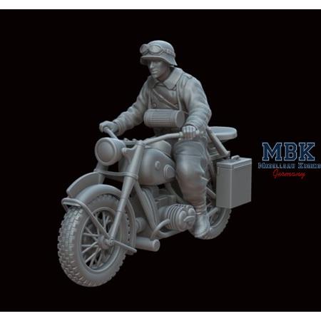 BMW R75 with German soldier