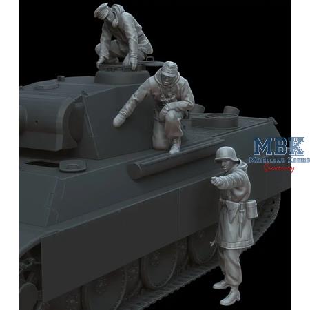 Panther crew on recon