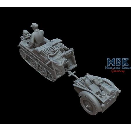 Kleines Kettenkraftrad Sd.Kfz. 2 with a trailer