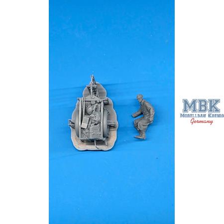Kleines Kettenkraftrad Sd.Kfz. 2 with a trailer