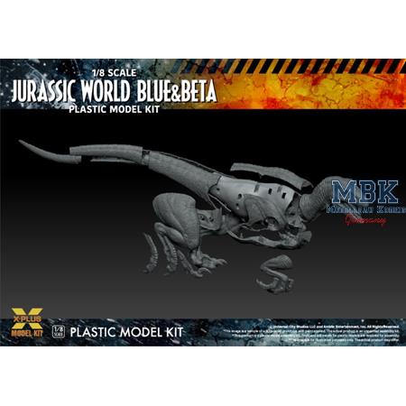 JURASSIC WORLD: Blue and Beta 1:8