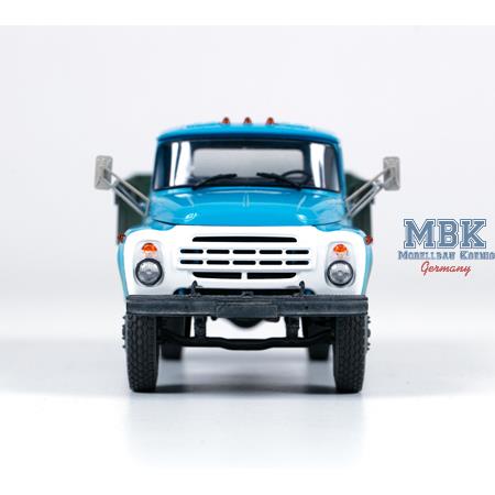 Soviet truck ZIL-130