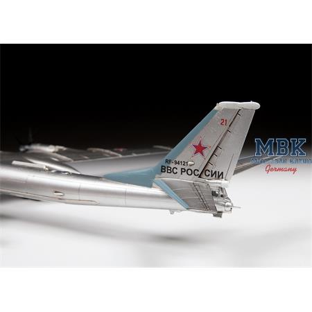 Tupolev TU 95MS Bear (1:144)