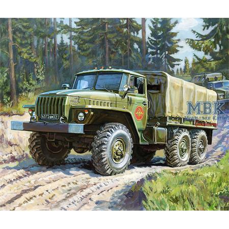 1:100 Soviet Ural Truck