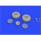 P-51D wheels cross tread 1/48