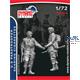U.S. Paratroopers Sharing Cigarettes 1:72